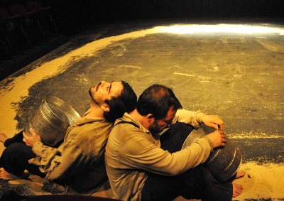 Alejandro Ainslie lleva a escena El sueno de la Mantarraya. La isla de Clippertton. Teatro Santa Catarina, enero 2015